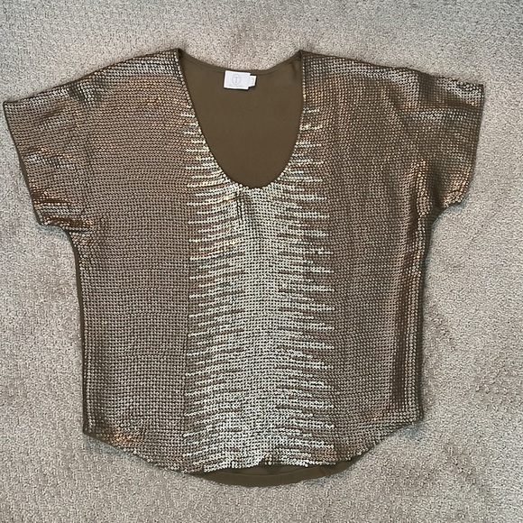 Gold Sequin Top - Picture 6 of 7
